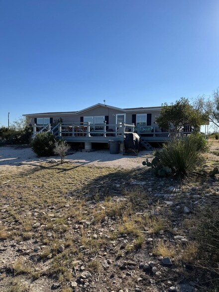 1284 Chola, Comstock, TX 78837