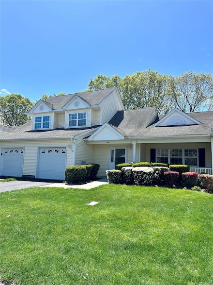 1403 Pebble Beach Path, Riverhead, NY 11901