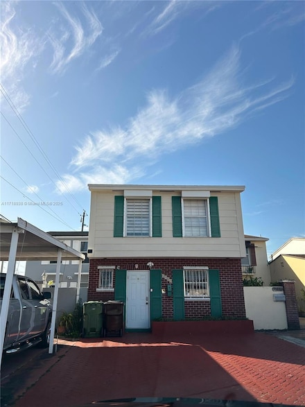 6904 W 14th Ct, Hialeah, FL 33014