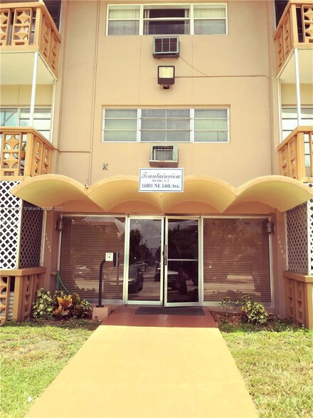 16801 NE 14th Ave Unit 209, Miami, FL 33162