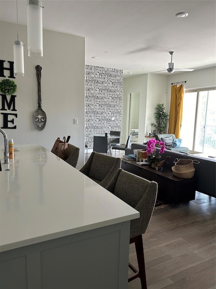 15875 Spectrum Dr Unit 2105, Addison, TX 75001