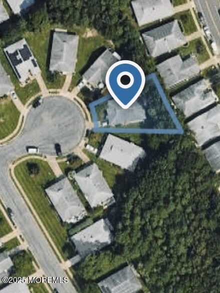 8 Marta Ct, Brick, NJ 08723