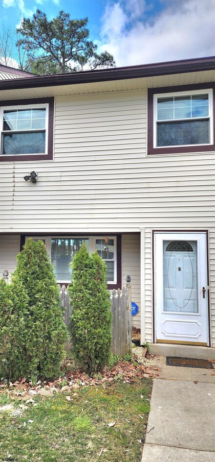 2710 Evergreen Ct, Mays Landing, NJ 08330