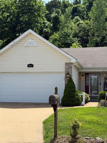 875 Caleb Crossing, Fenton, MO 63026