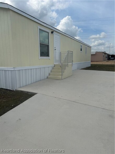 30487 Cherokee St, Sebring, FL 33870