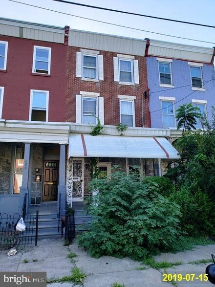 656 N Brooklyn St, Philadelphia, PA 19104