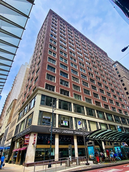 5 N Wabash Ave Unit 1703, Chicago, IL 60602