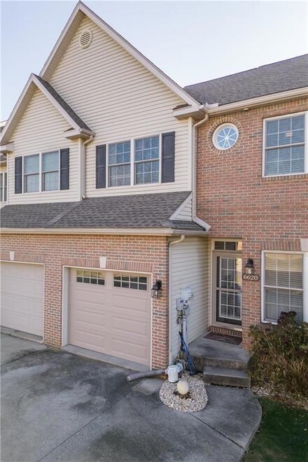6620 Mine Dr, Macungie, PA 18062