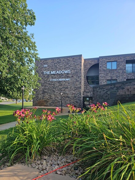 315 Waite Ave S Unit 206, Waite Park, MN 56387