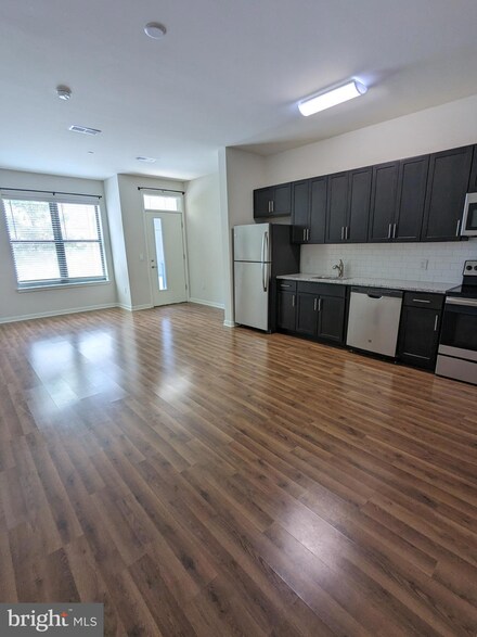 401 Race St Unit 403, Philadelphia, PA 19106