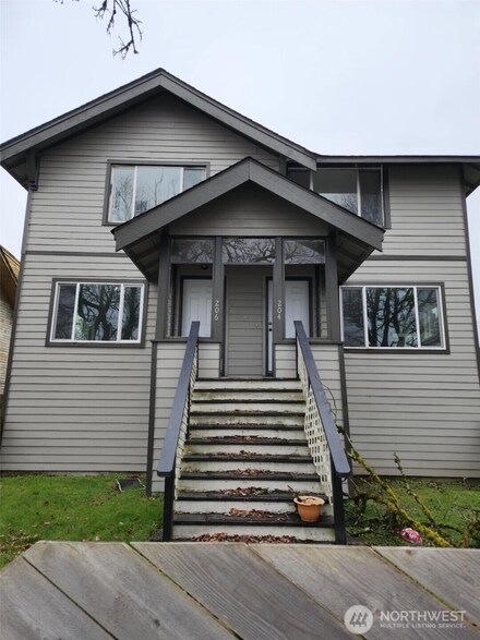 204 W 1st St, Aberdeen, WA 98520