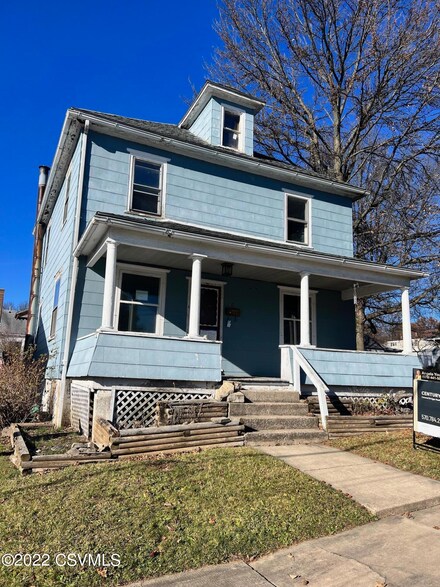 443 6th St, Northumberland, PA 17857