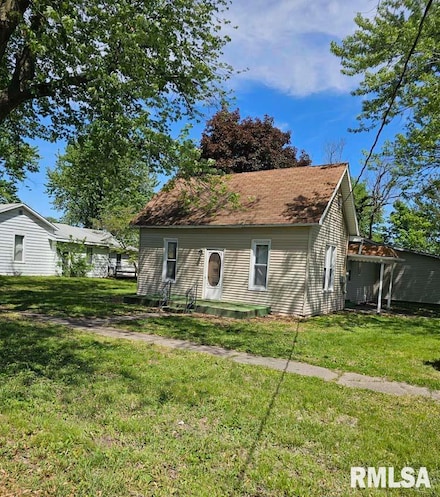 300 W Prairie St, Camp Point, IL 62320