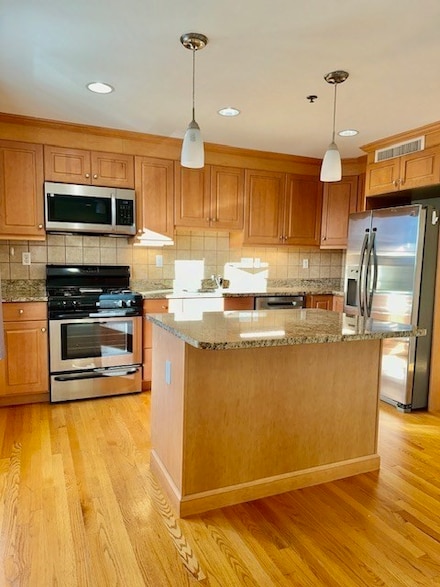 24 Arsenal St Unit 41, Watertown, MA 02472