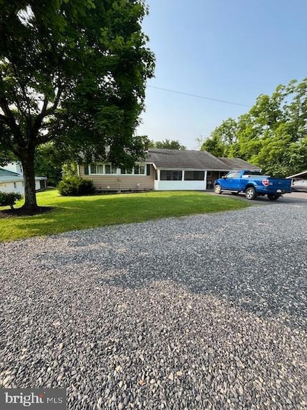 97 Dolan Heights Rd, Mifflintown, PA 17059