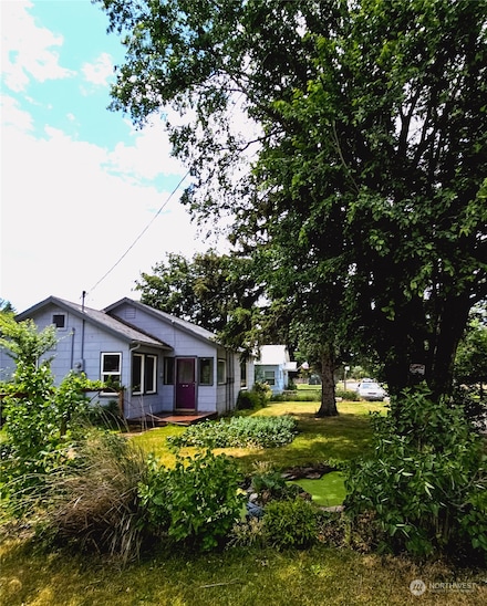 135 W May St, Washtucna, WA 99371