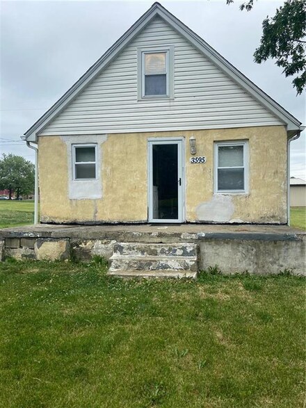 3595 Preston Ln, Center Valley, PA 18034