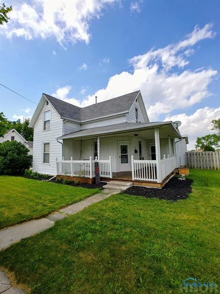 31 Main St, Leipsic, OH 45856