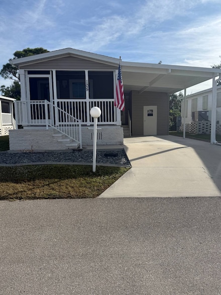 701 Aqui Esta Dr Unit 105, Punta Gorda, FL 33950