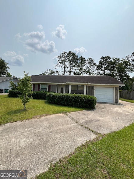 404 Westgate Cir, Saint Marys, GA 31558