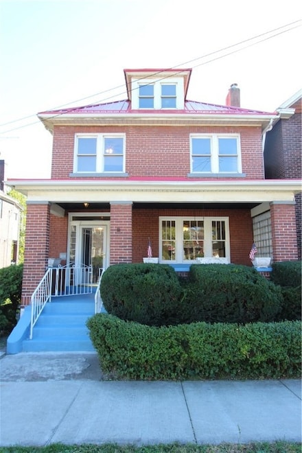 328 Center St, East Pittsburgh, PA 15112