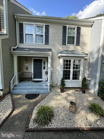 8102 Clifforest Dr, Springfield, VA 22153