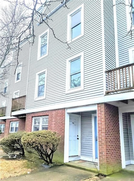 84 Tell St Unit 4A, Providence, RI 02909
