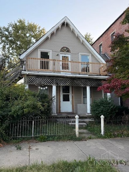 4 Main St, College Corner, OH 45003