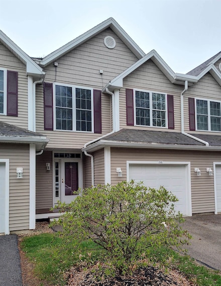 58 Magnolia Ln, Newmarket, NH 03857