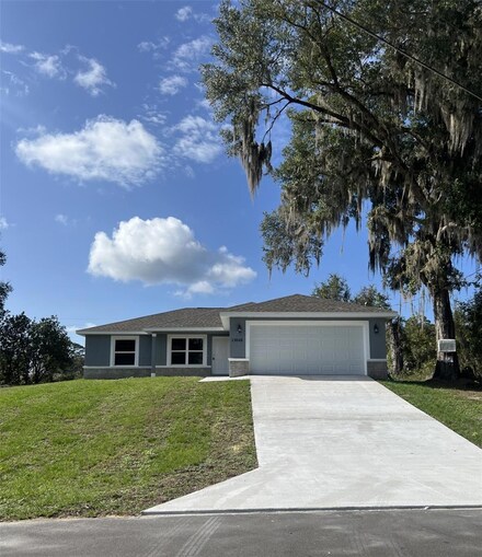 13048 NE 7th Loop, Silver Springs, FL 34488
