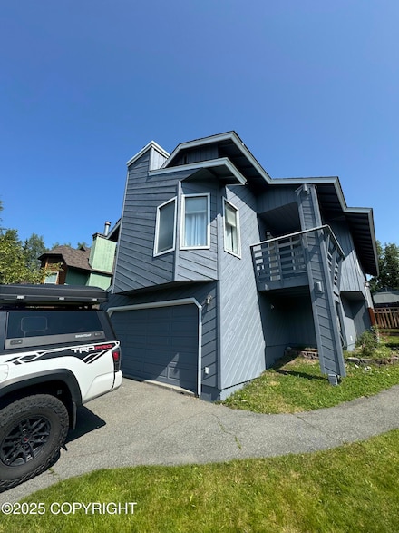 7511 Solarset Cir, Anchorage, AK 99507