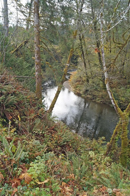 2613 E Hoquiam Rd, Hoquiam, WA 98550