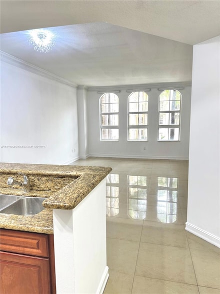 3001 NE 185th St Unit 238, Miami, FL 33180