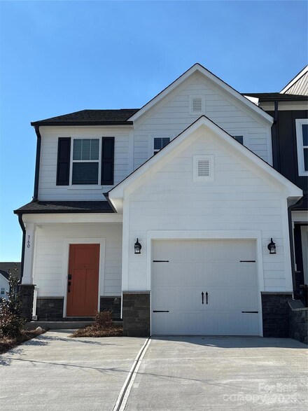 360 Drawbar Dr, Clover, SC 29710