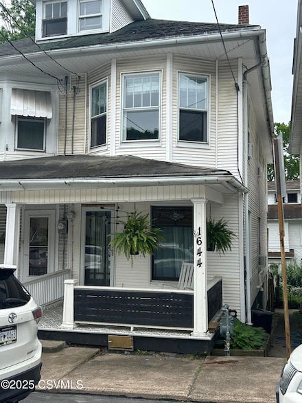 1644 W Walnut St, Coal Township, PA 17866