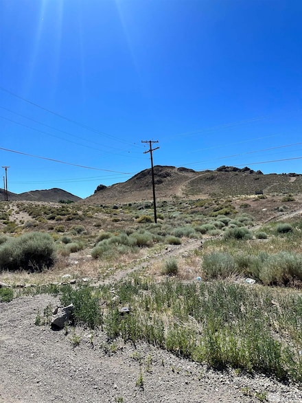 565 Florence Ave, Tonopah, NV 89049