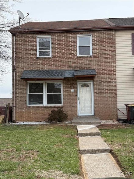 13 Eisenhower Cir, Whitehall, PA 18052