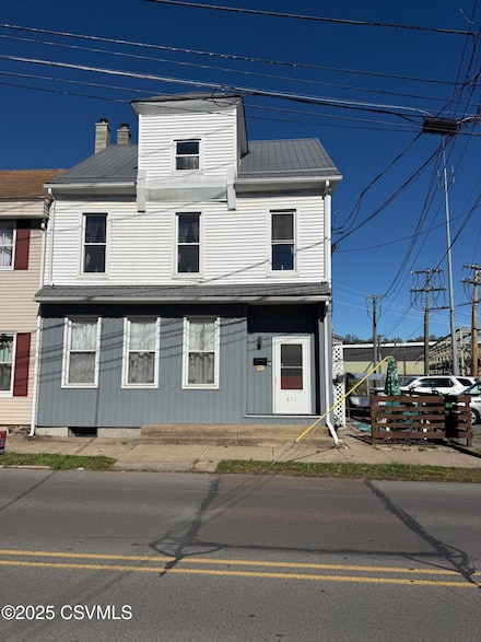 671 E Market St, Danville, PA 17821