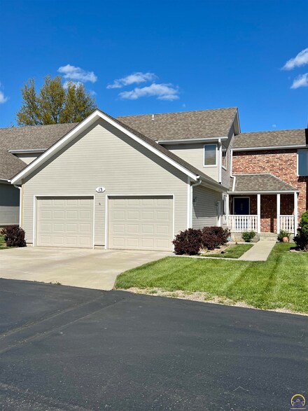 3101 SW Wanamaker Dr Unit 13, Topeka, KS 66614