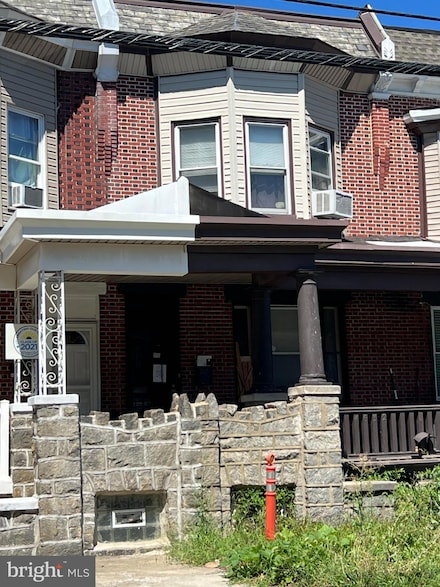 4632 Oakland St, Philadelphia, PA 19124