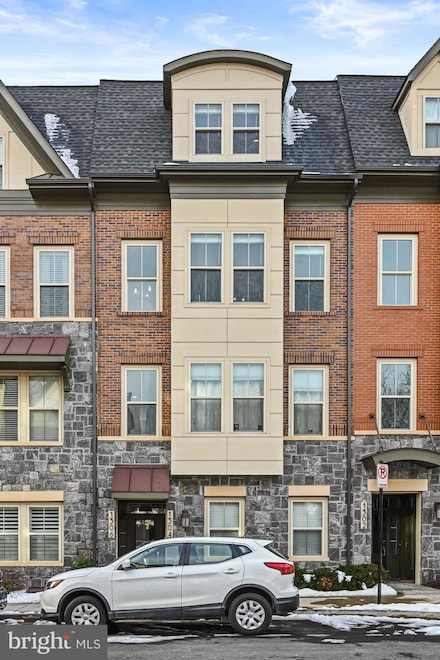1306 S Quinn St, Arlington, VA 22204