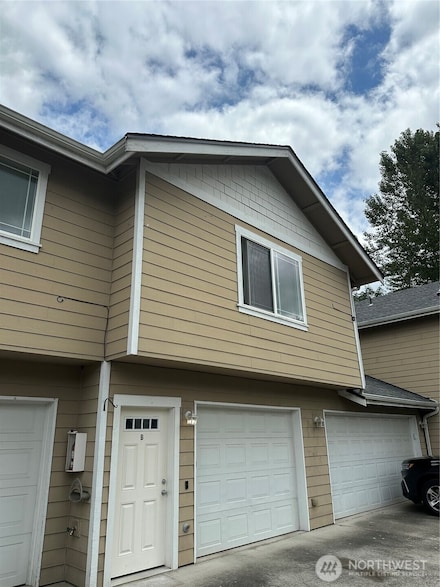 5705 Graham Ave Unit B, Sumner, WA 98390