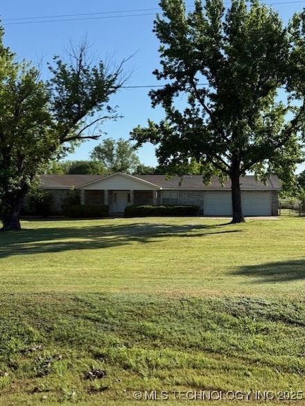 3229 E Cherokee Ave, Sallisaw, OK 74955