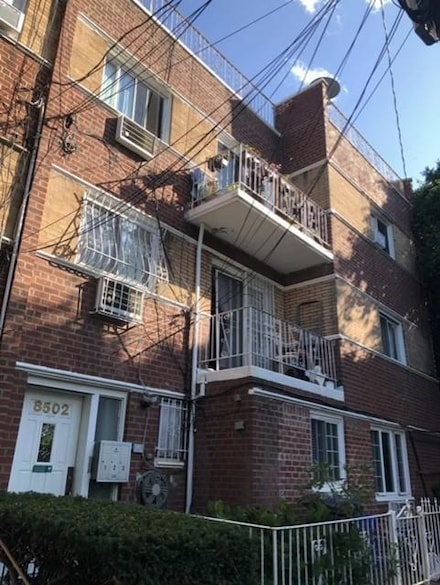 8502 57th Rd, Elmhurst, NY 11373