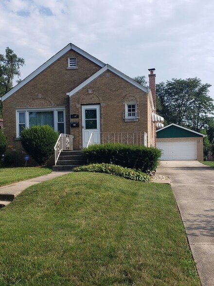 4147 147th St, Midlothian, IL 60445