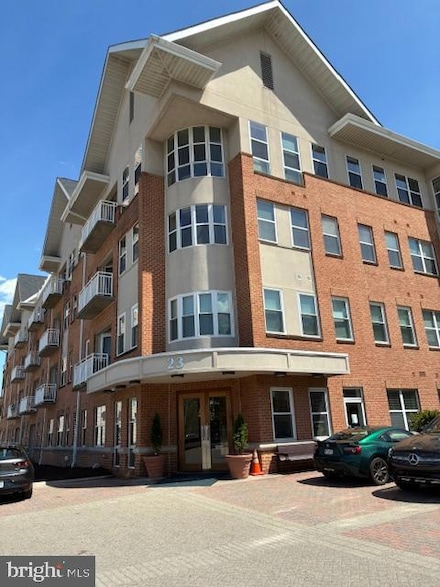 23 Pierside Dr Unit 324, Baltimore, MD 21230