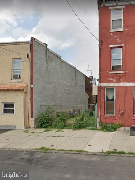 3715 Fairmount Ave, Philadelphia, PA 19104