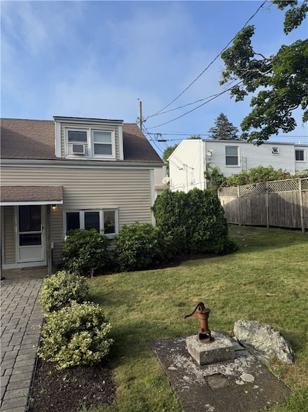 16 Dudley Ave Unit 7, Newport, RI 02840