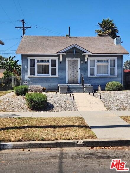 1011 W 75th St, Los Angeles, CA 90044