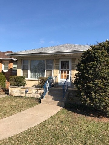 3714 W 83rd Place, Chicago, IL 60652